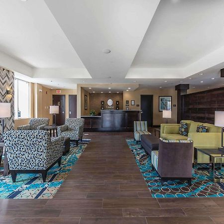 Comfort Inn & Suites Airport North Calgary Ngoại thất bức ảnh