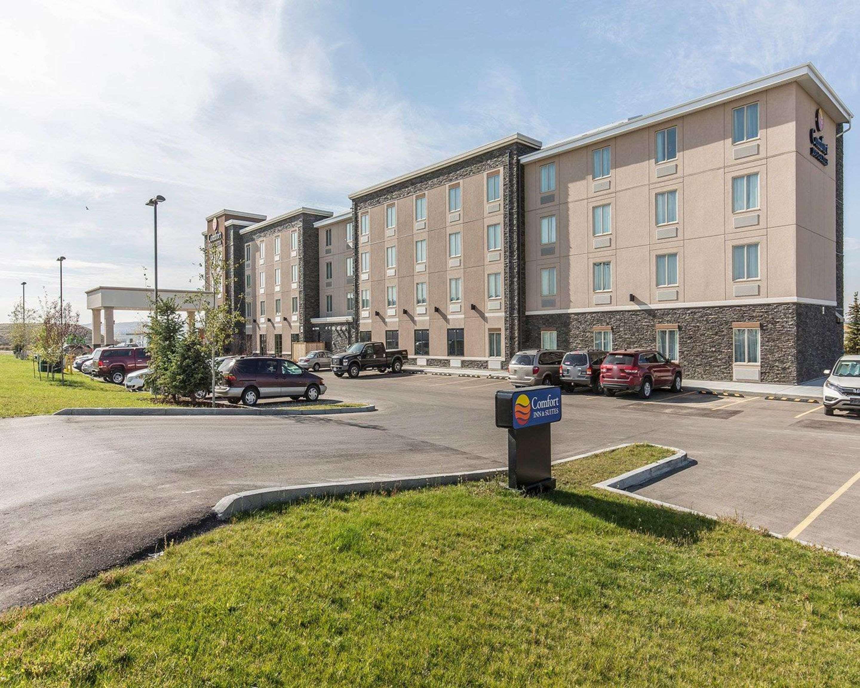 Comfort Inn & Suites Airport North Calgary Ngoại thất bức ảnh