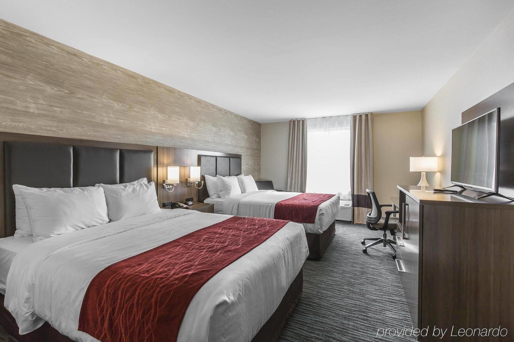 Comfort Inn & Suites Airport North Calgary Ngoại thất bức ảnh