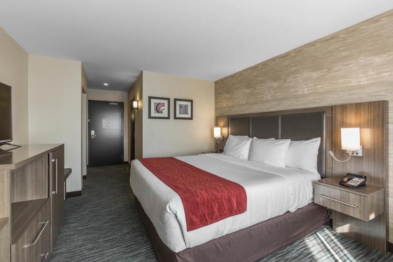 Comfort Inn & Suites Airport North Calgary Ngoại thất bức ảnh